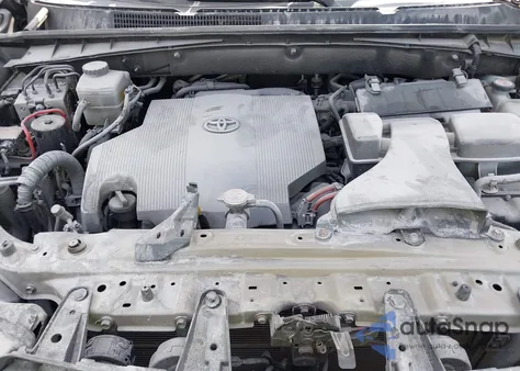 2019 Toyota Highlander Hybrid Le из США, поврежденный, VIN 5TDBGRFH8KS057049